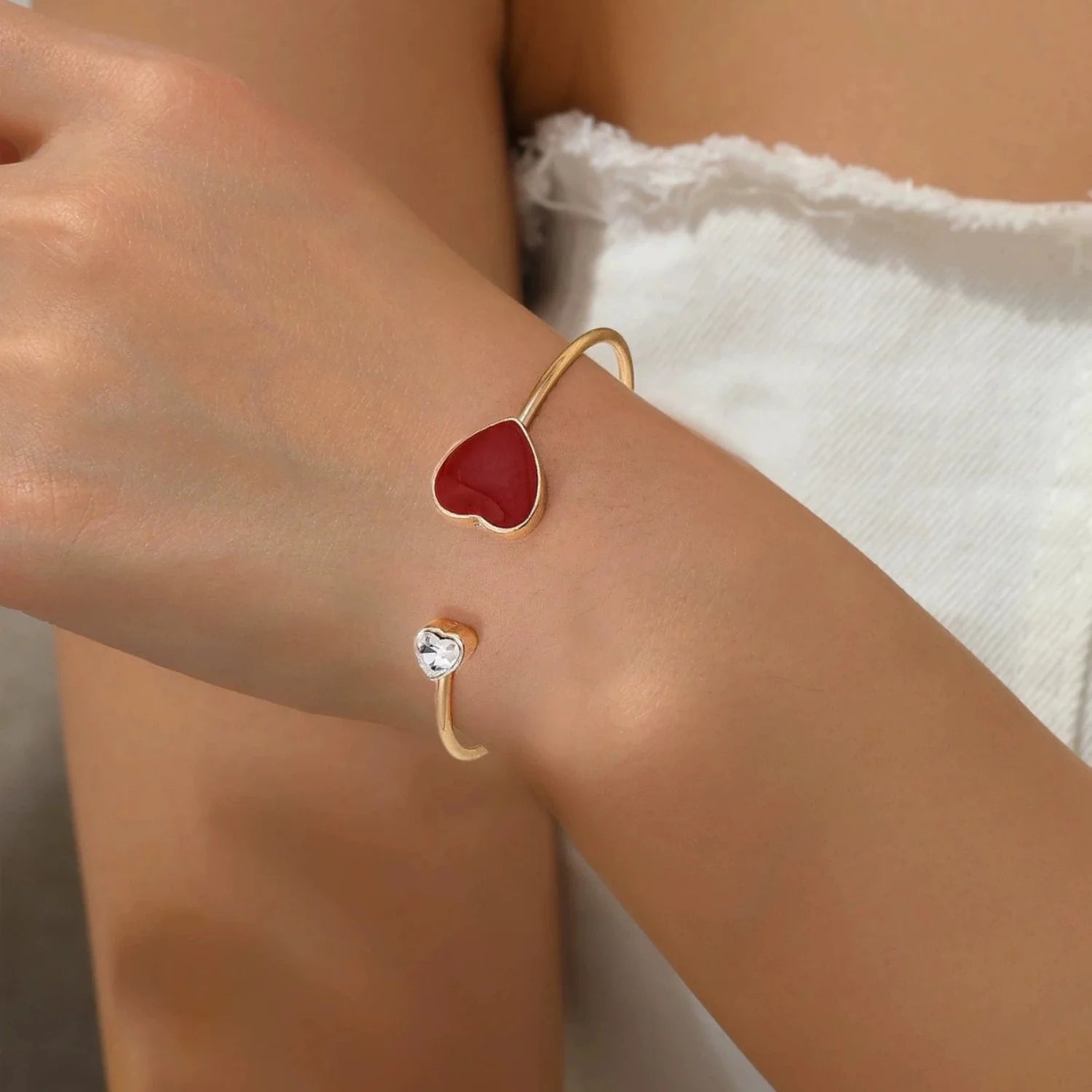 Gold Dual Heart Open Bangle JLTB1004