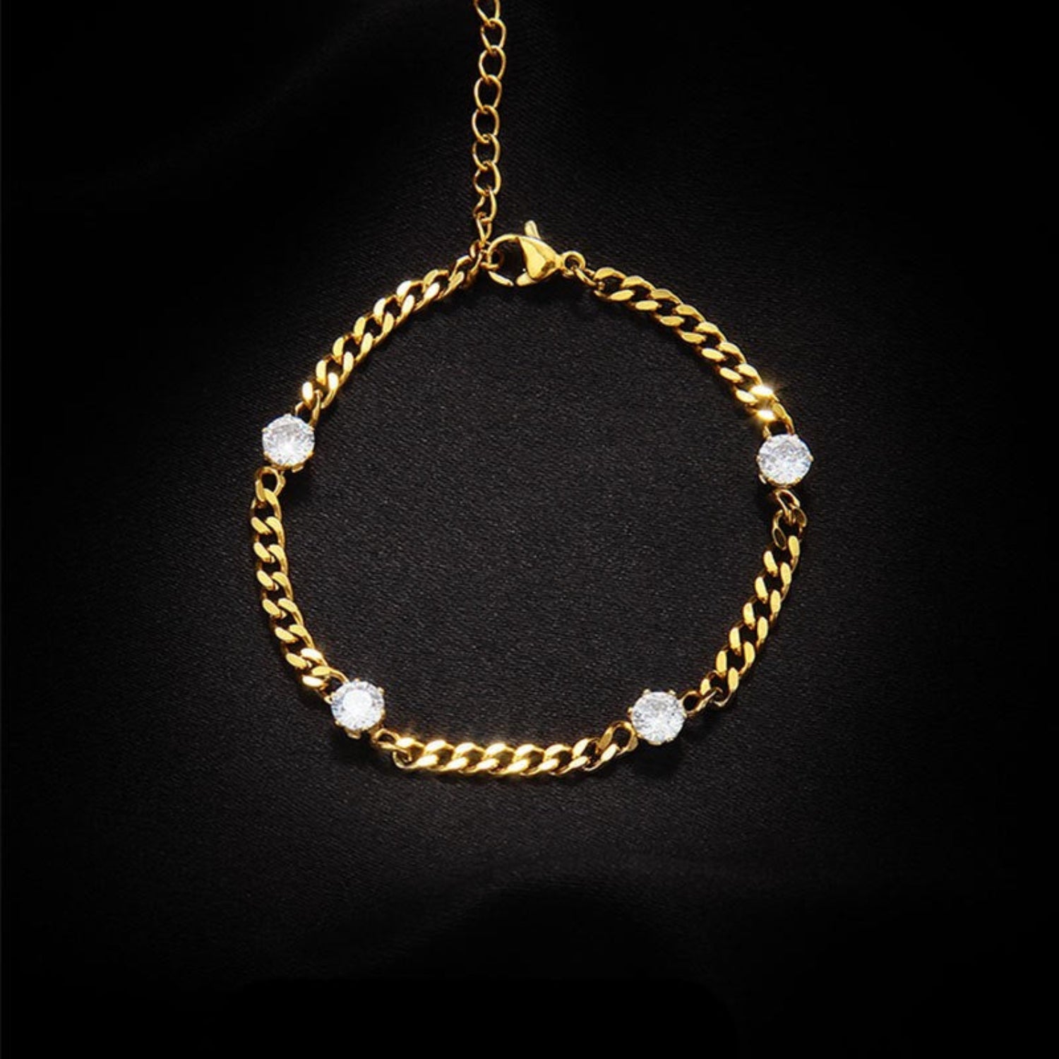 Gold Curb Chain Crystal Bracelet JLTB1048