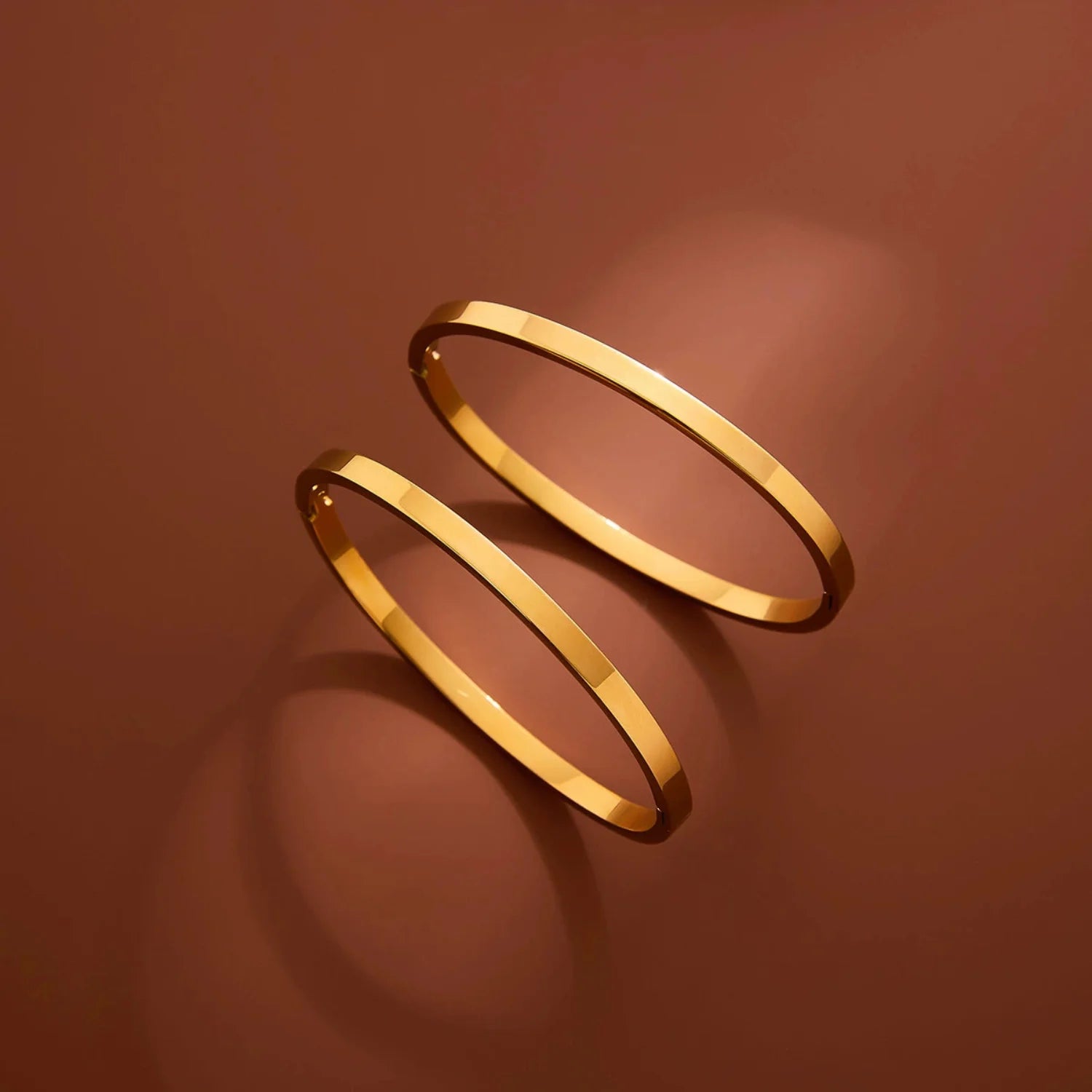 Minimalist Gold Flat Surface Bangle JLTB1068