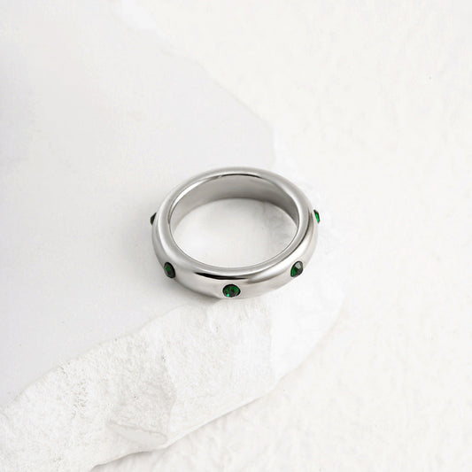 Sterling Silver Band with Green Gemstone Accents JLTR0582