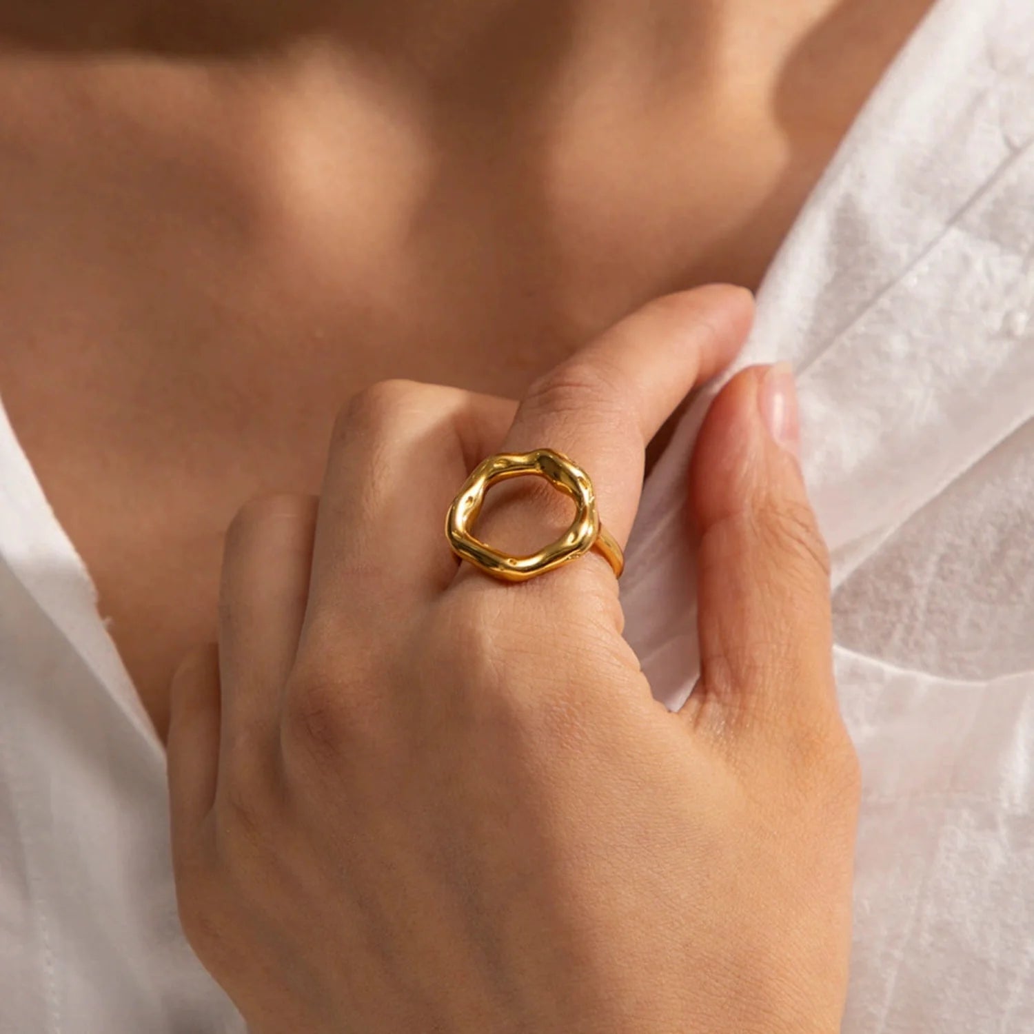 Modern Abstract Wave Gold Ring JLTR0648
