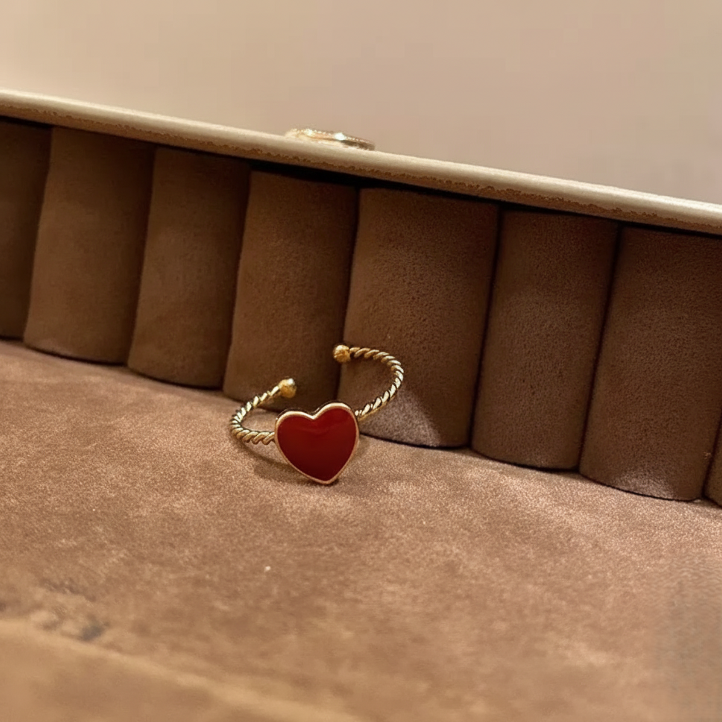 Red Heart Gold Twist Ring JLTR0679