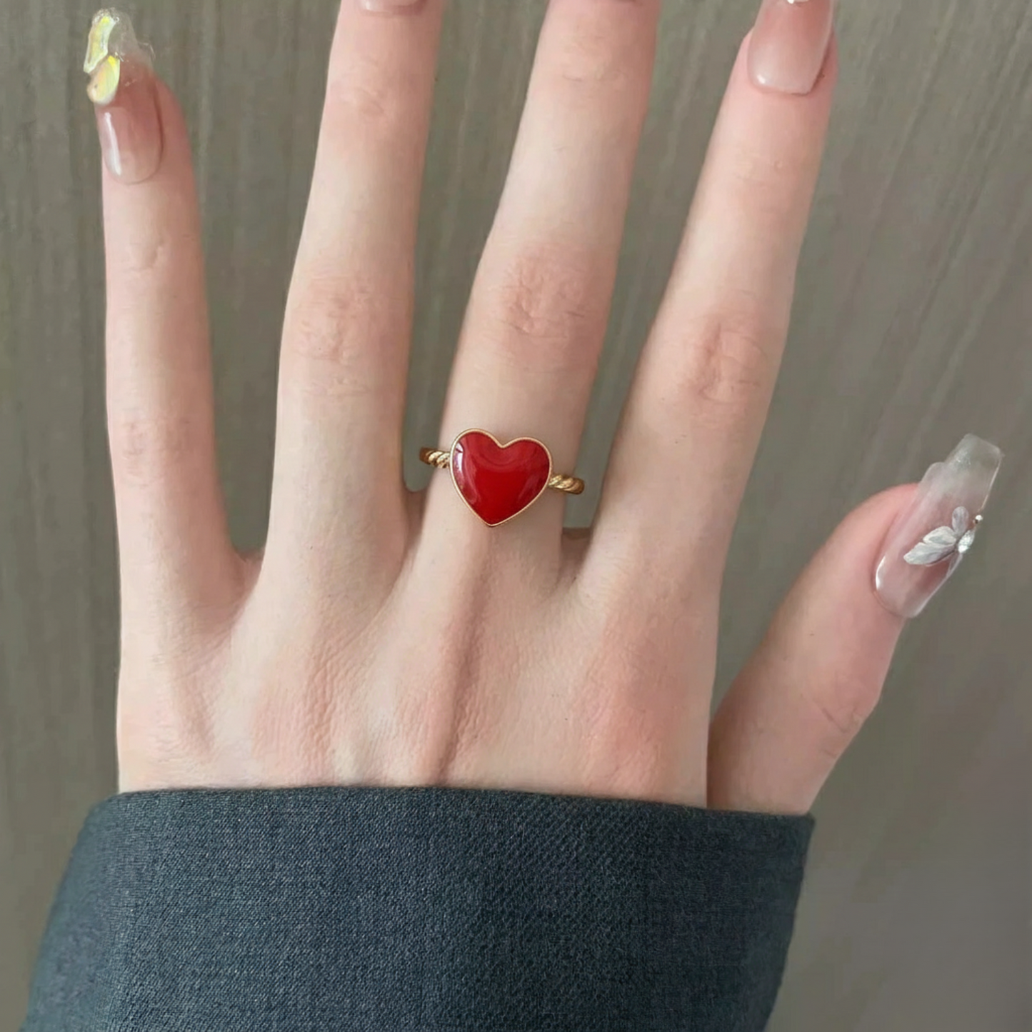 Red Heart Gold Twist Ring JLTR0679