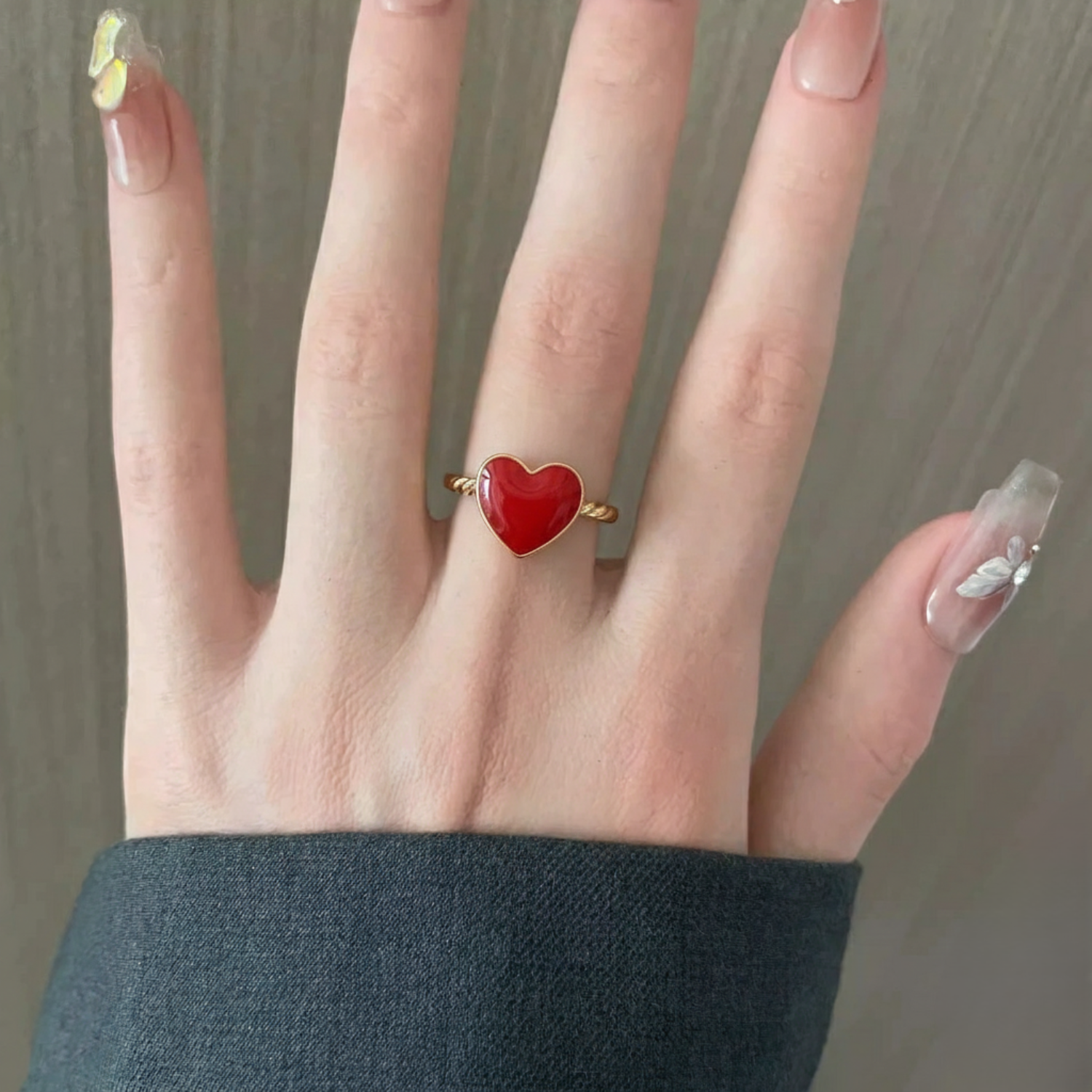 Red Heart Gold Twist Ring JLTR0679