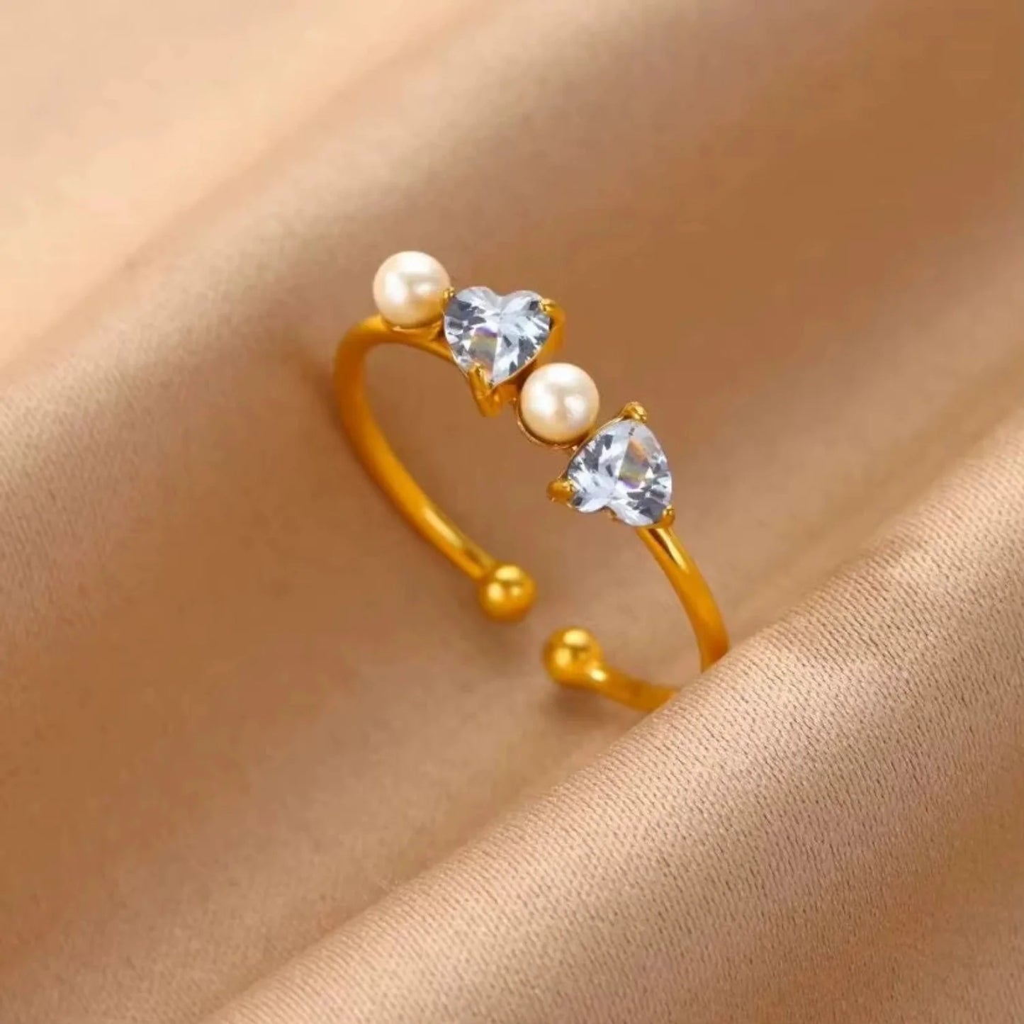 Crystal Heart and Pearl Ring JLTR0684