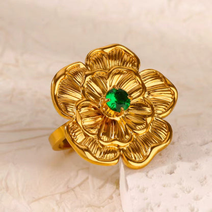 Emerald Center Gold Camellia Ring JLTR0688