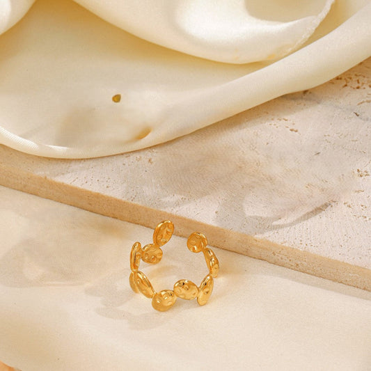 Gold Hammered Disc Adjustable Ring JLTR0745