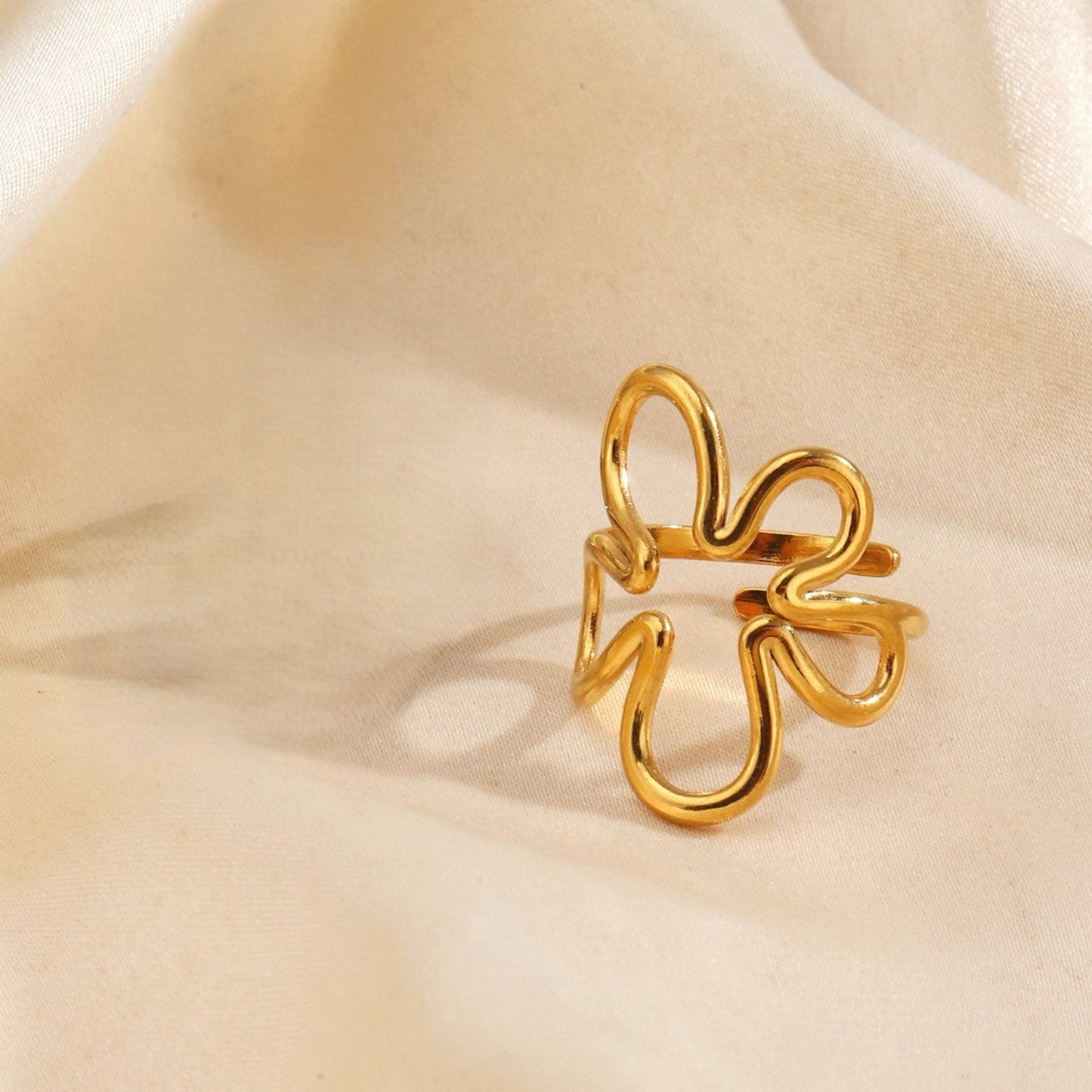 Golden Abstract Floral Statement Ring JLTR0758