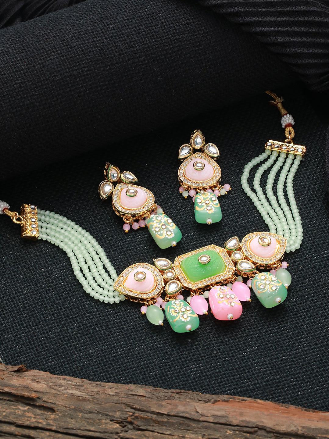 Multicolor Pastel-Toned Kundan Gold-Plated Choker Jewellery Set