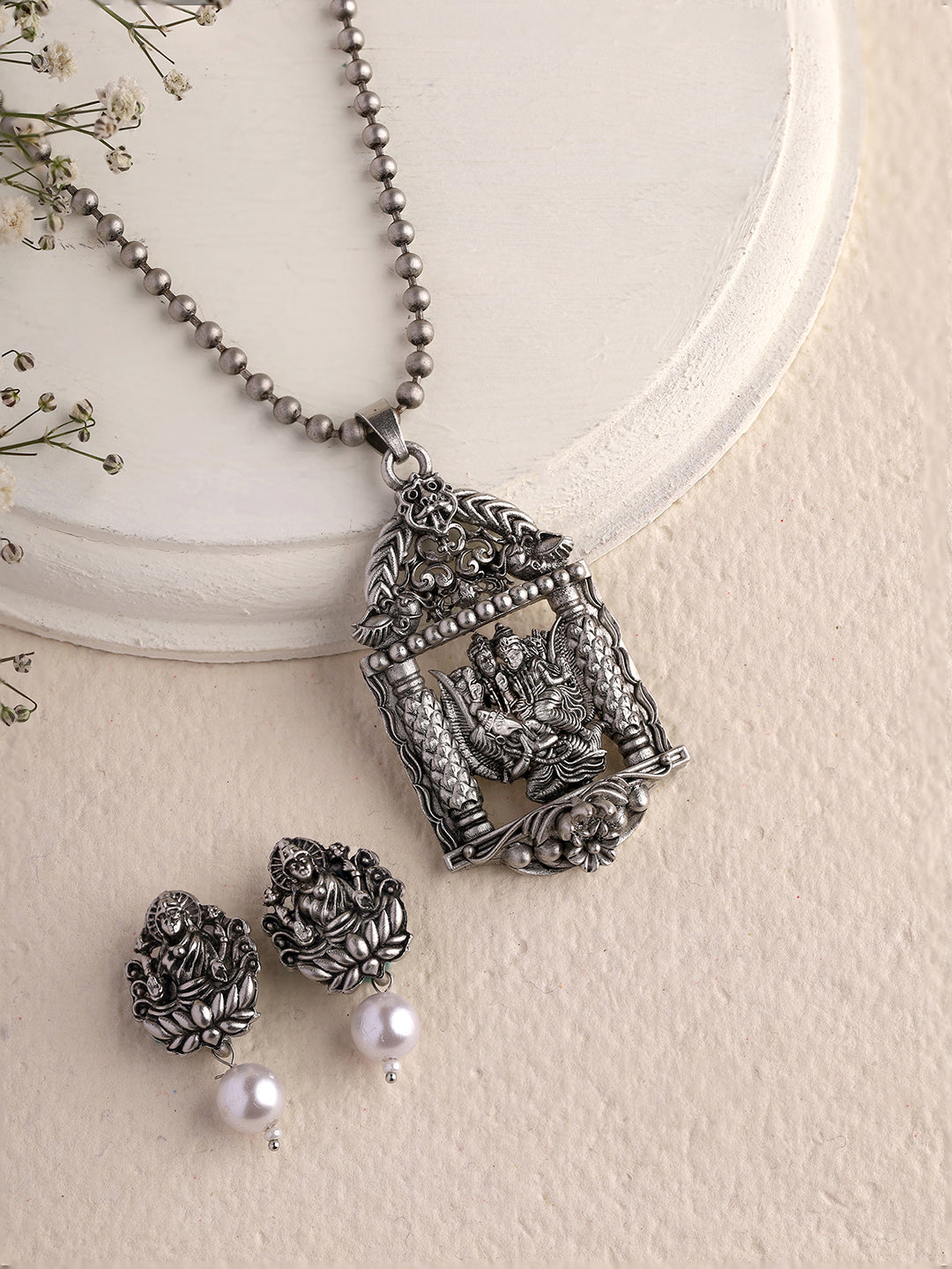 Priyaasi Temple Style Jewellery Set