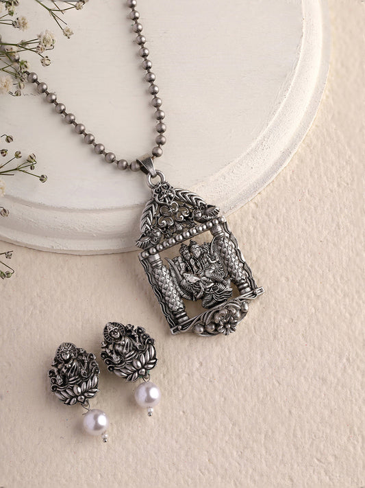 Priyaasi Temple Style Jewellery Set