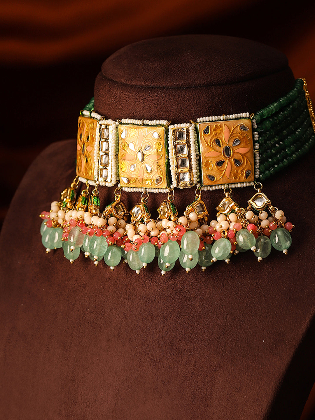Peach Geometric style with Emerald Beads Gold Plated Necklace with Kundan Drop Pattern Earrings Jewellery Set