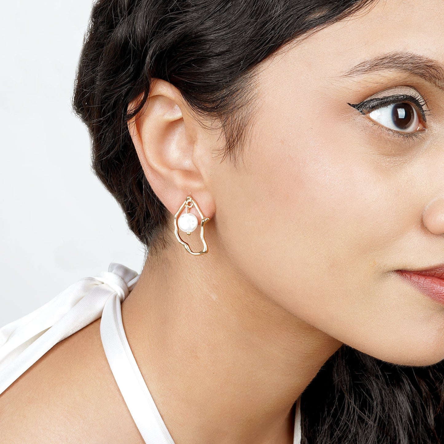 Rue Pearl Earring