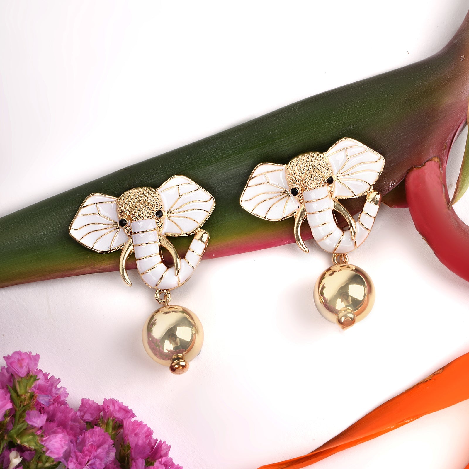 Eli The Elephant White And Gold Earring