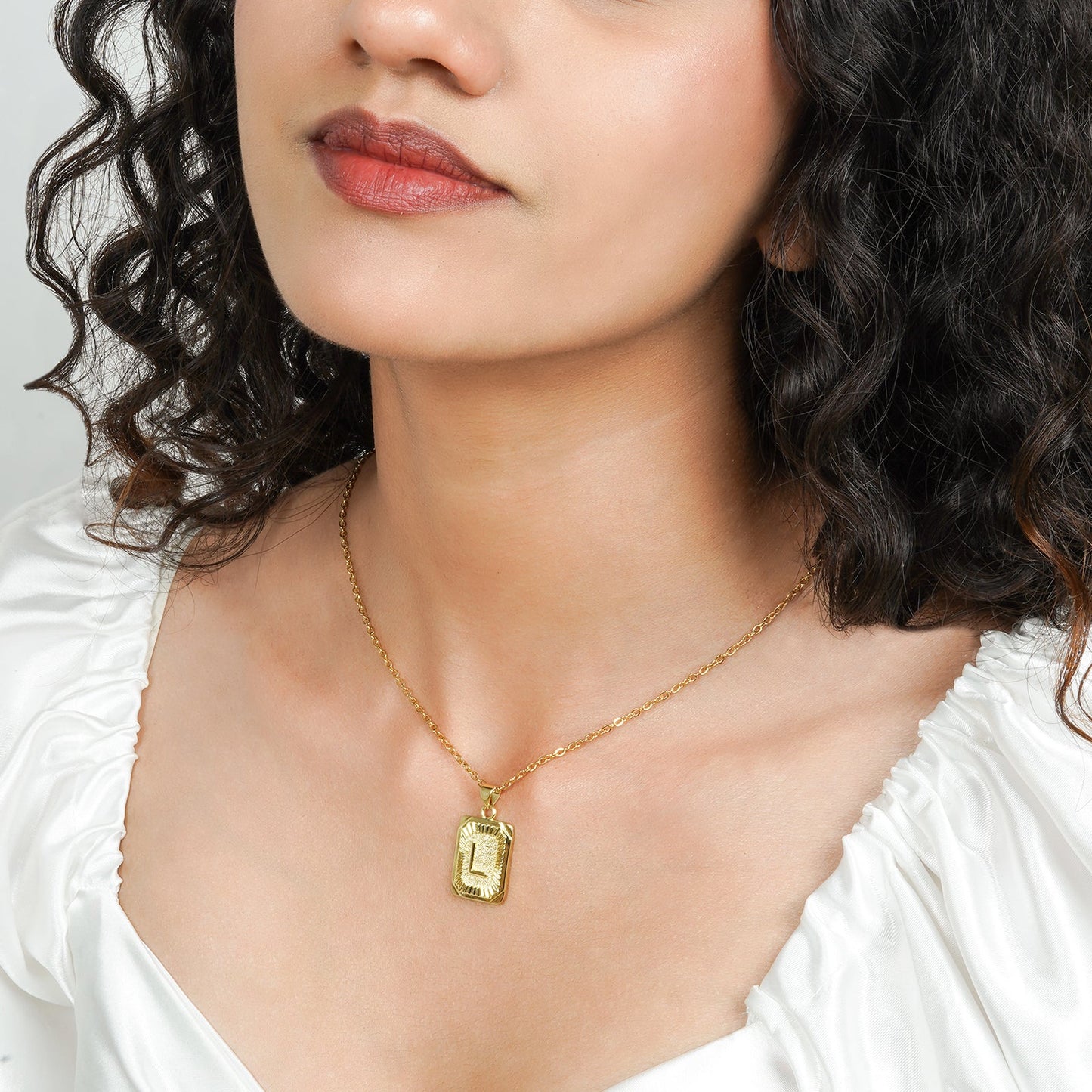 Daze Alphabet L Necklace