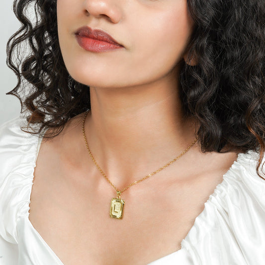 Daze Alphabet L Necklace