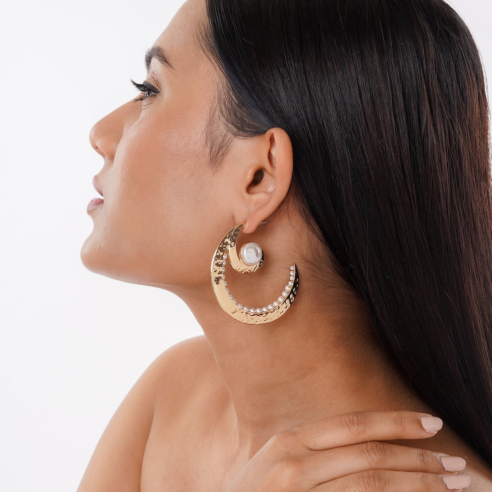 Marine Pearl Gold Earrings