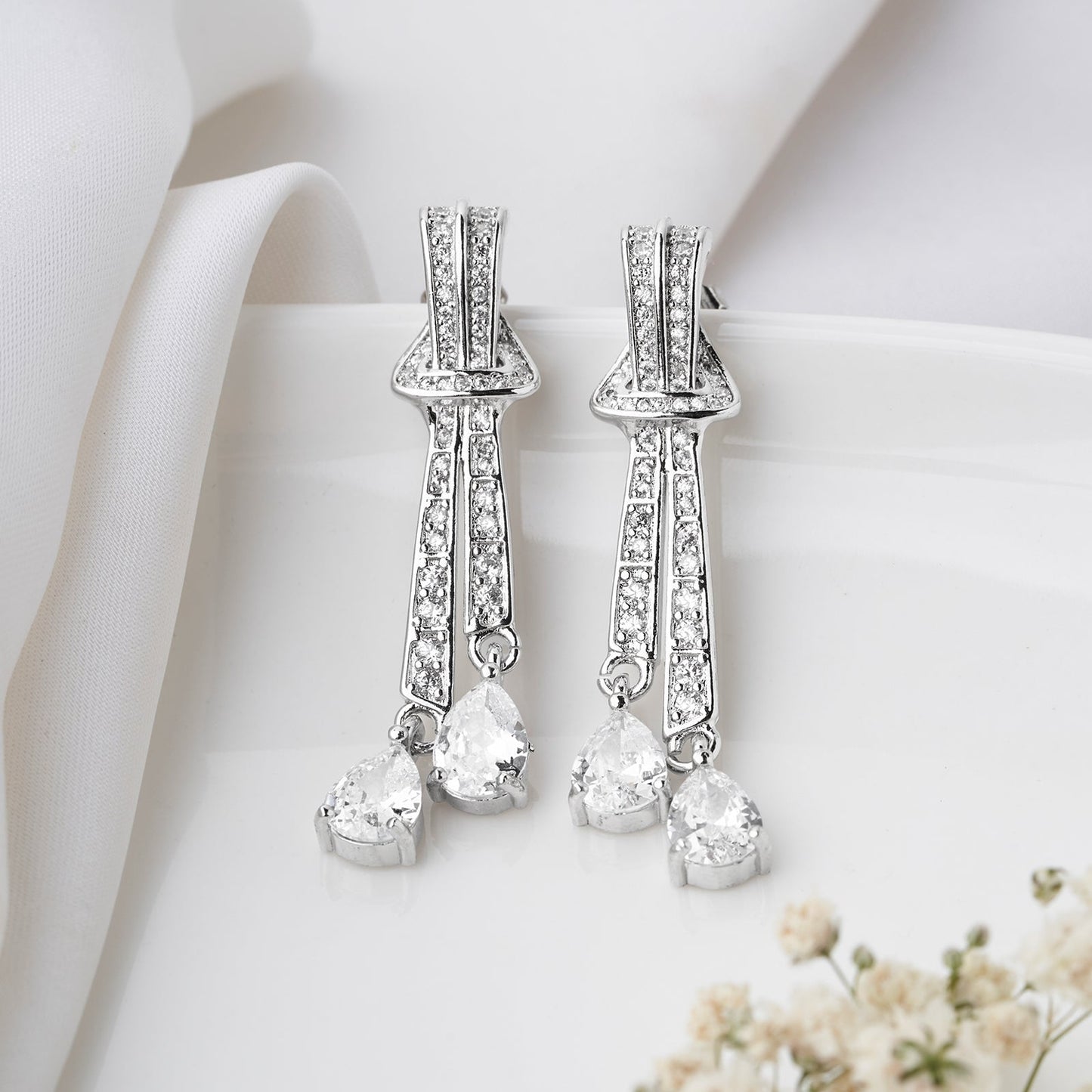 Glimmers Earring