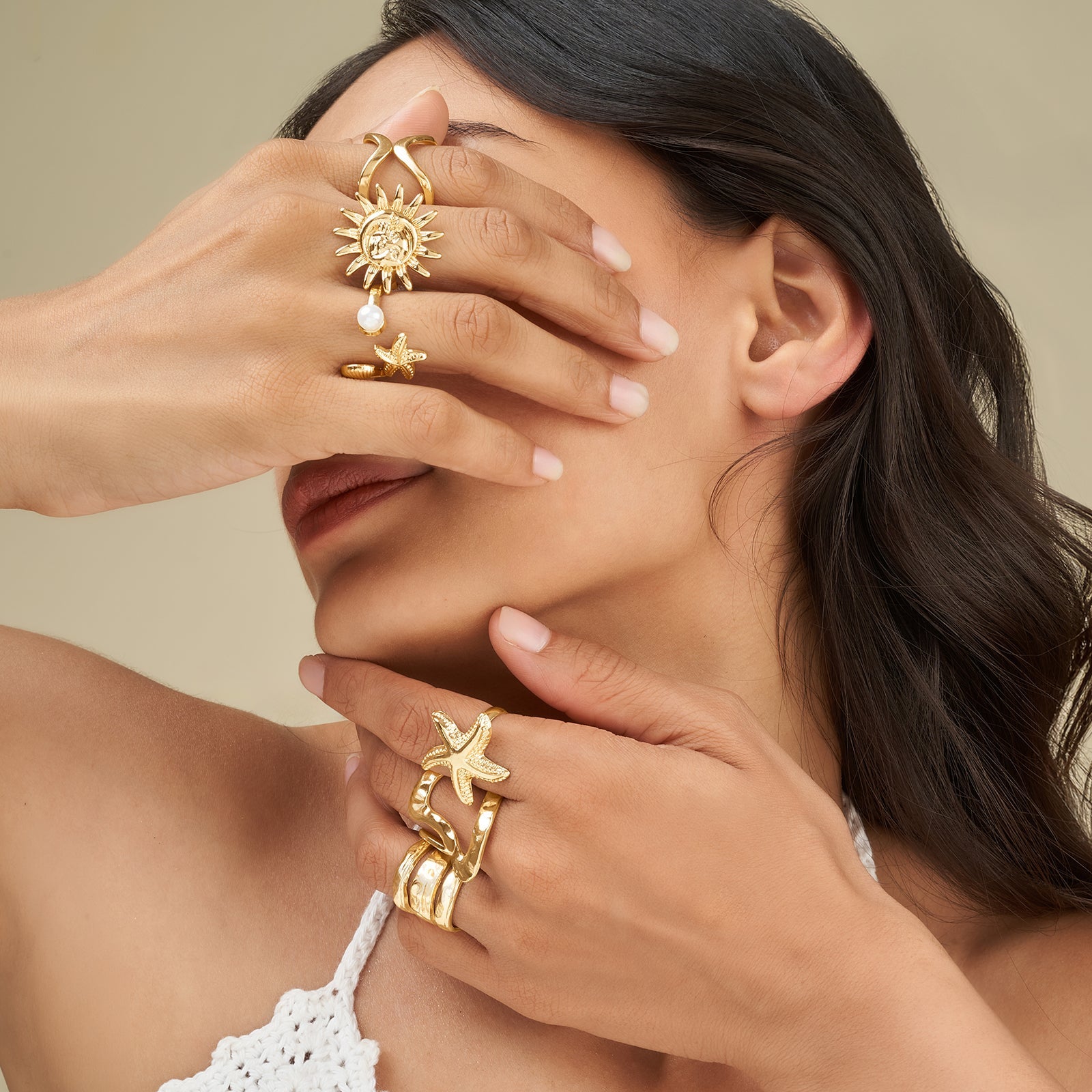 Sway Gold Seashells Ring Set