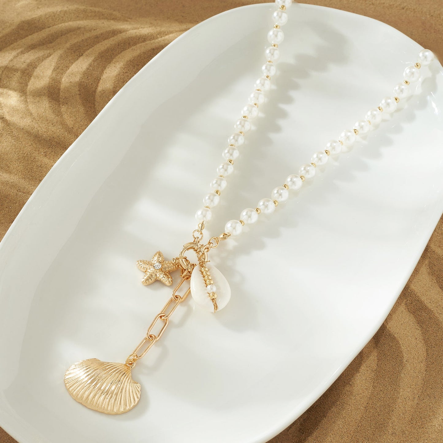Aeris Gold Seashells Necklace