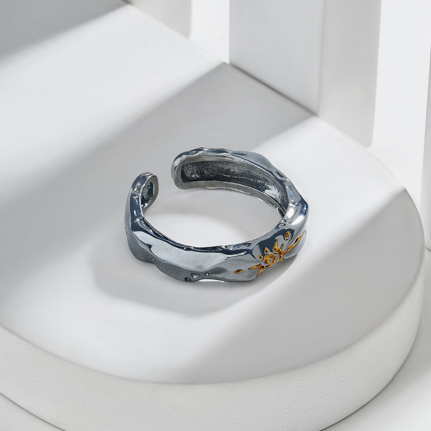 Cairn Men's Ring