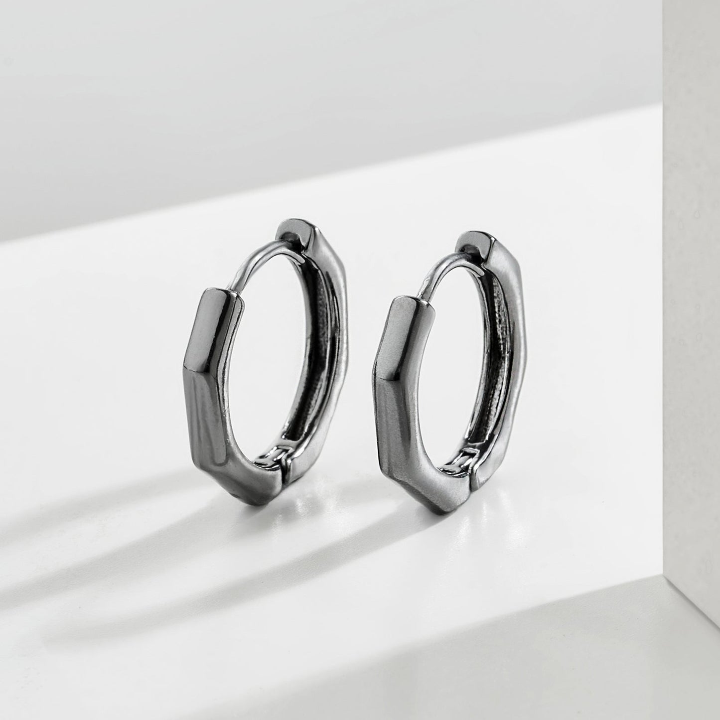 Lorcan Black Men's Earrings