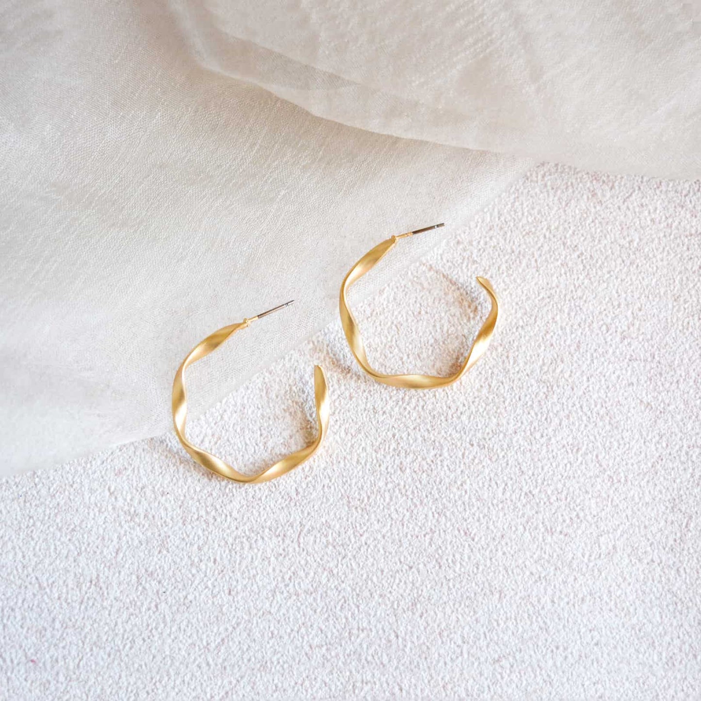 Twisted Gold Earrings - Joker & Witch