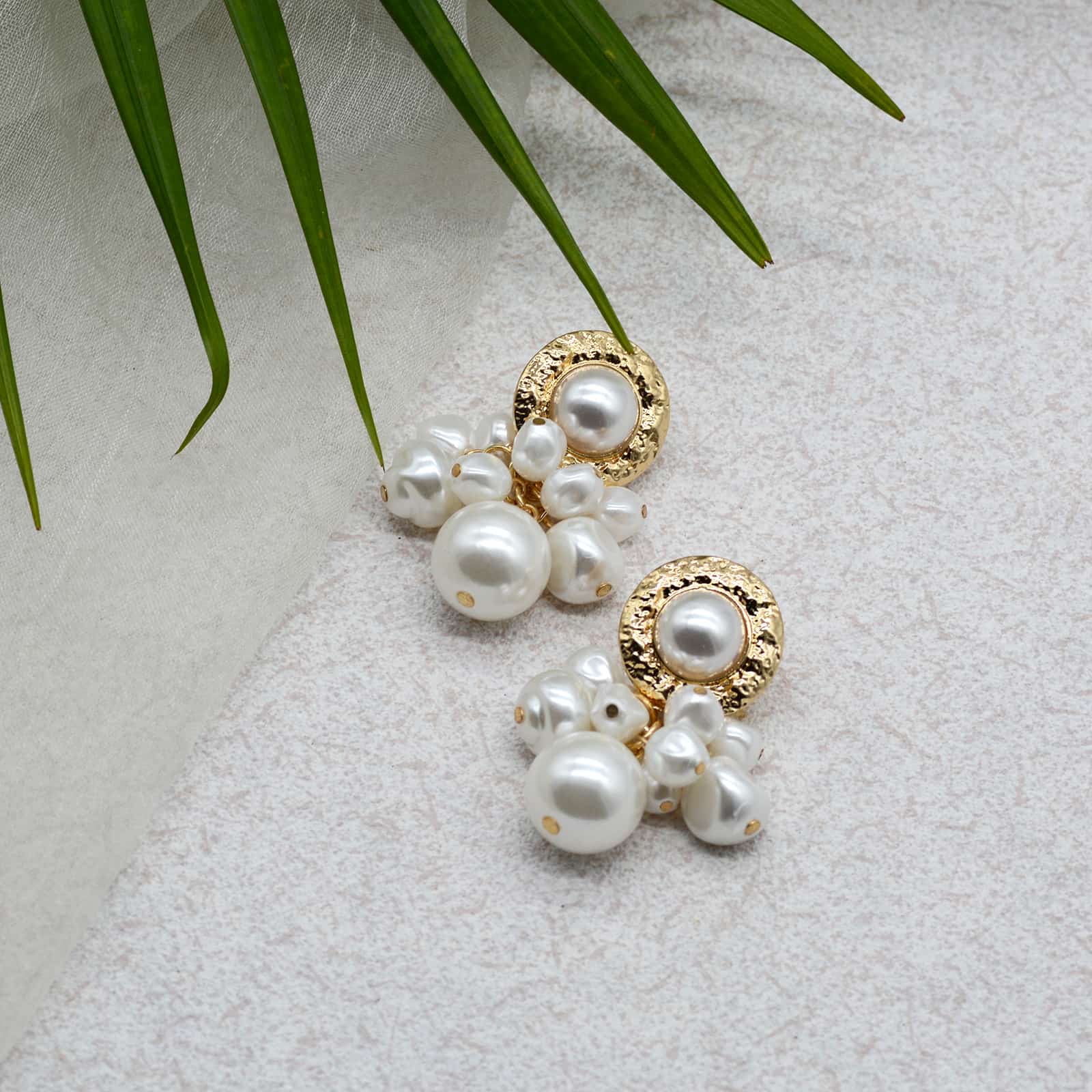 Mikimoto Pearl Gold Earrings - Joker & Witch
