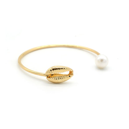 Ocean Of Pearls Gold Bracelet - Joker & Witch