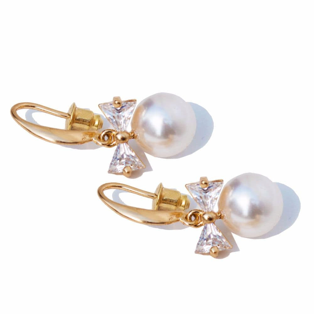 Elegant Bow Pearl Hoop - Joker & Witch