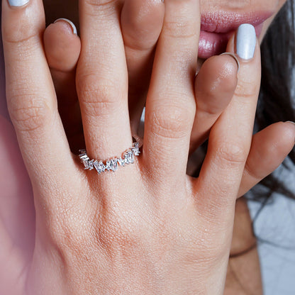 Ochi Dainty Silver Ring