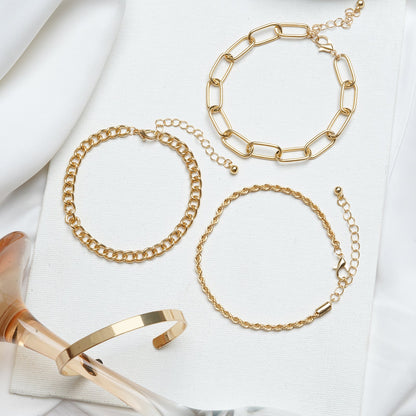 We Twist Gold Set of 4 Bracelets