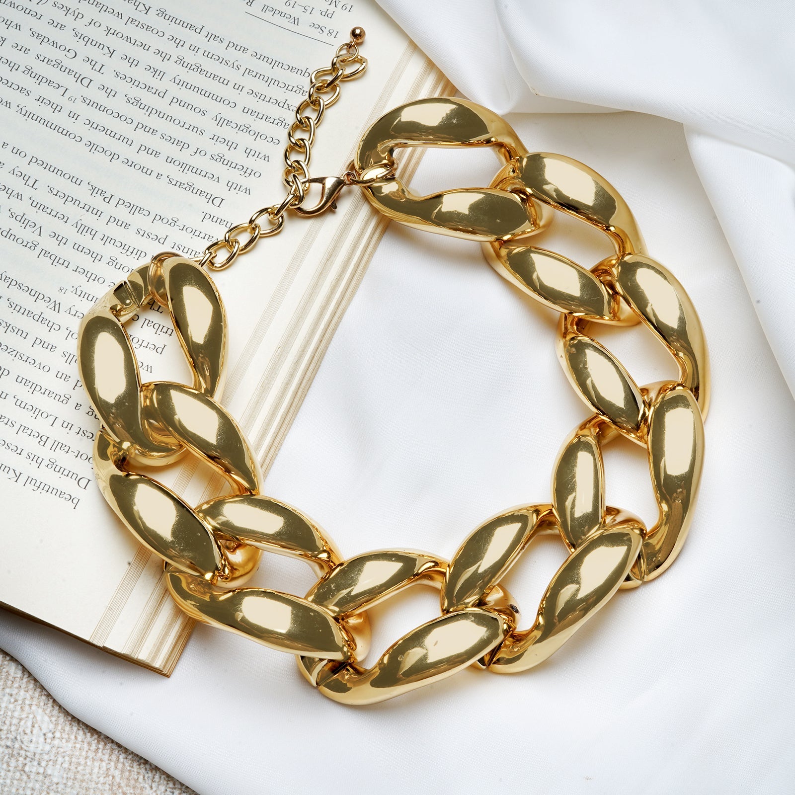 Big Time Chunky Chain Gold Choker