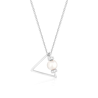 Graceful Triangle Pearl Necklace