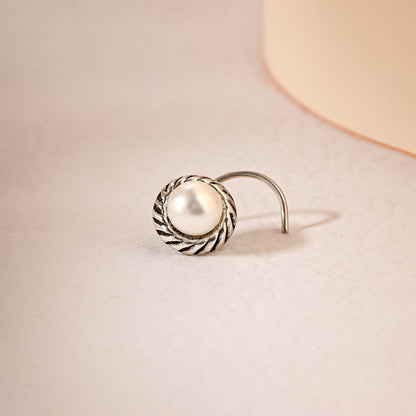 Pearl Oxidized Nose Pin
