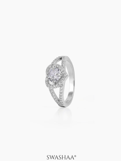 Loven Round Heart-Shaped Silver Diamond Solitaire Women's Ring