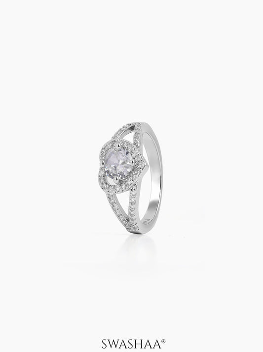 Loven Round Heart-Shaped Silver Diamond Solitaire Women's Ring