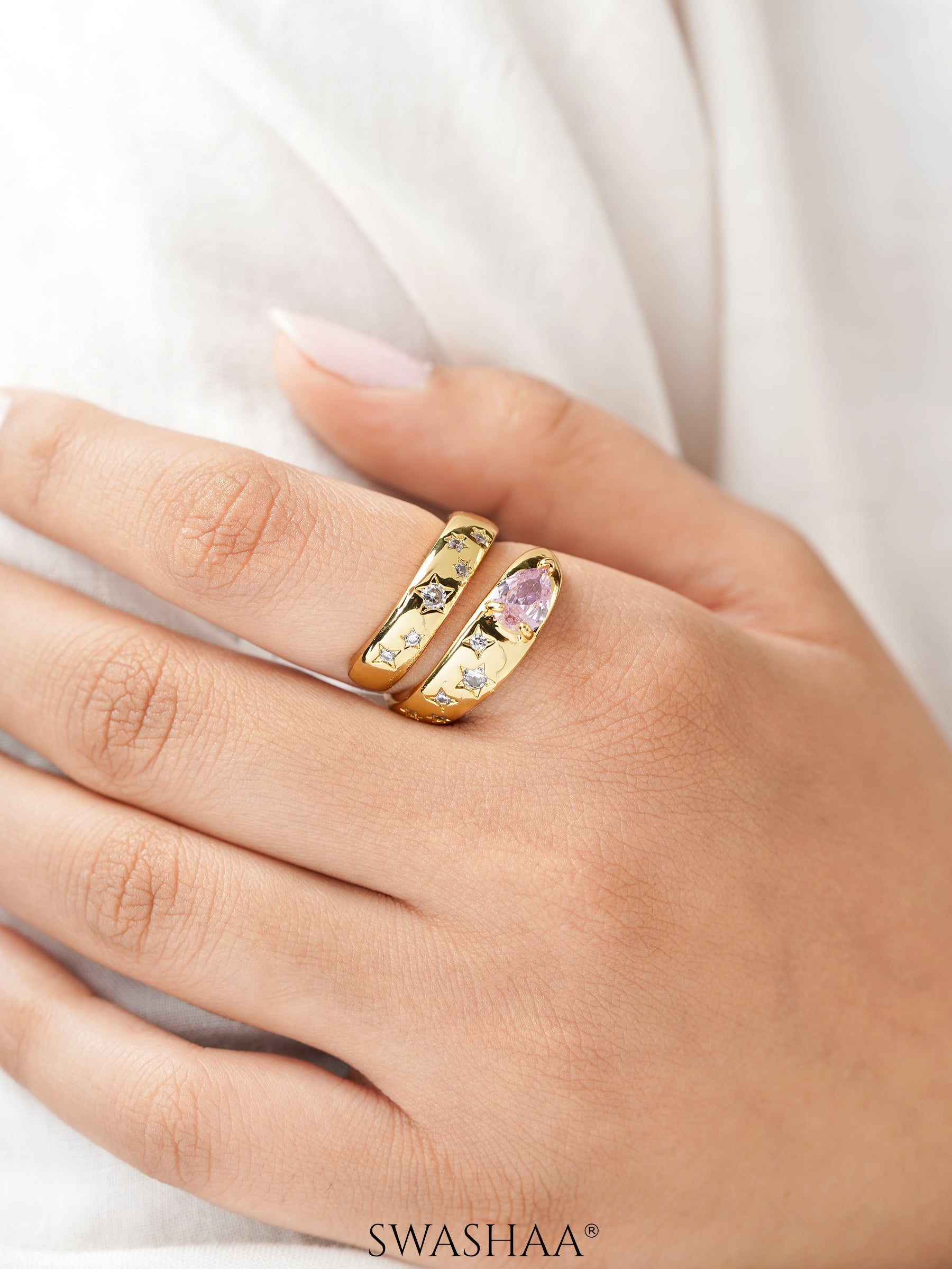 Madisson Star Studded Delicate Crystals 18K Gold Plated Ring