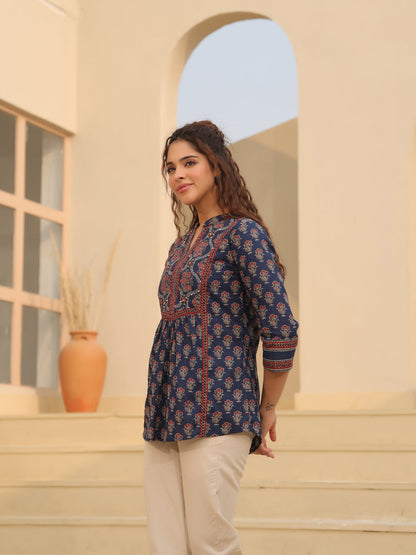 Mandarin Collar Printed Top