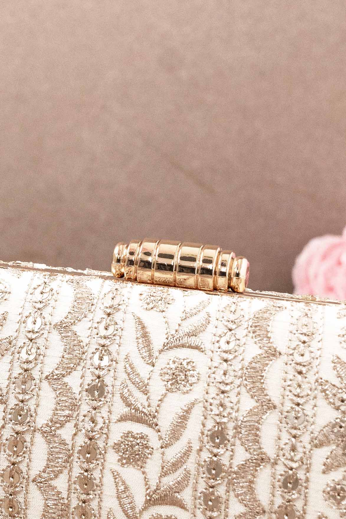 AMYRA - Mirai Embroidered Clutch - Cream