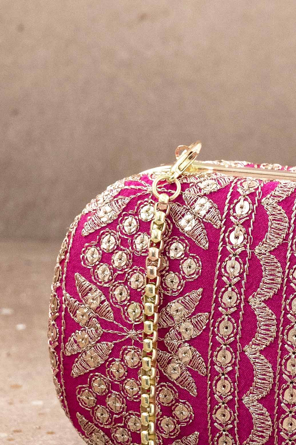 AMYRA - Mirai Embroidered Clutch - Pink