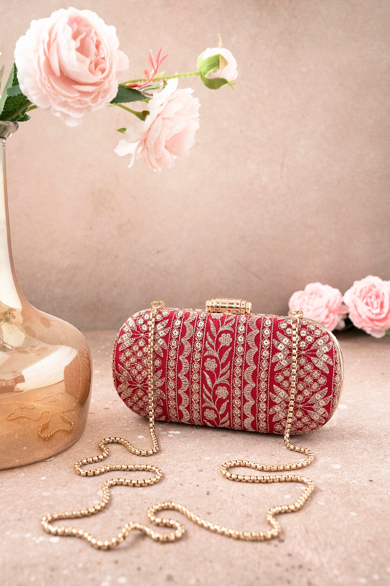 AMYRA - Mirai Embroidered Clutch - Red