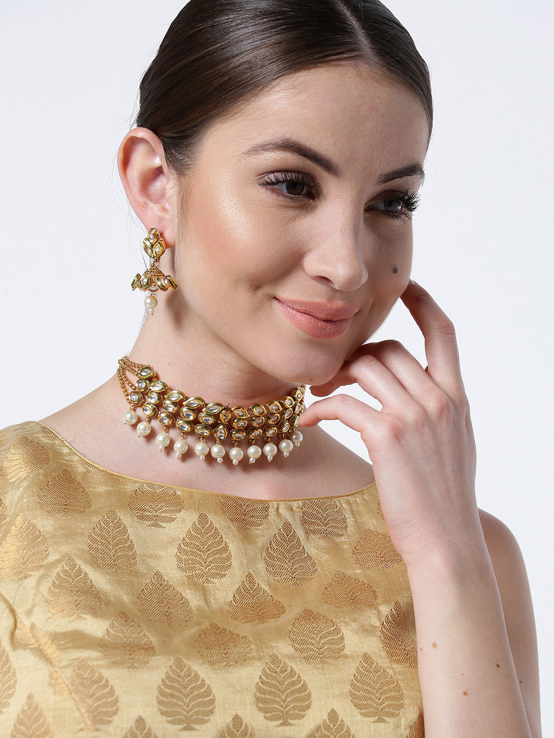 White Pearls Kundan Gold Plated Choker
