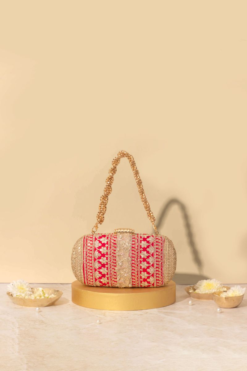AMYRA - Naaz Capsule clutch - Red and Gold