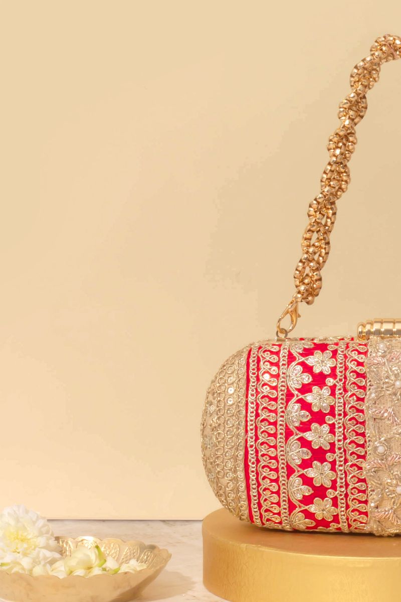 AMYRA - Naaz Capsule clutch - Red and Gold