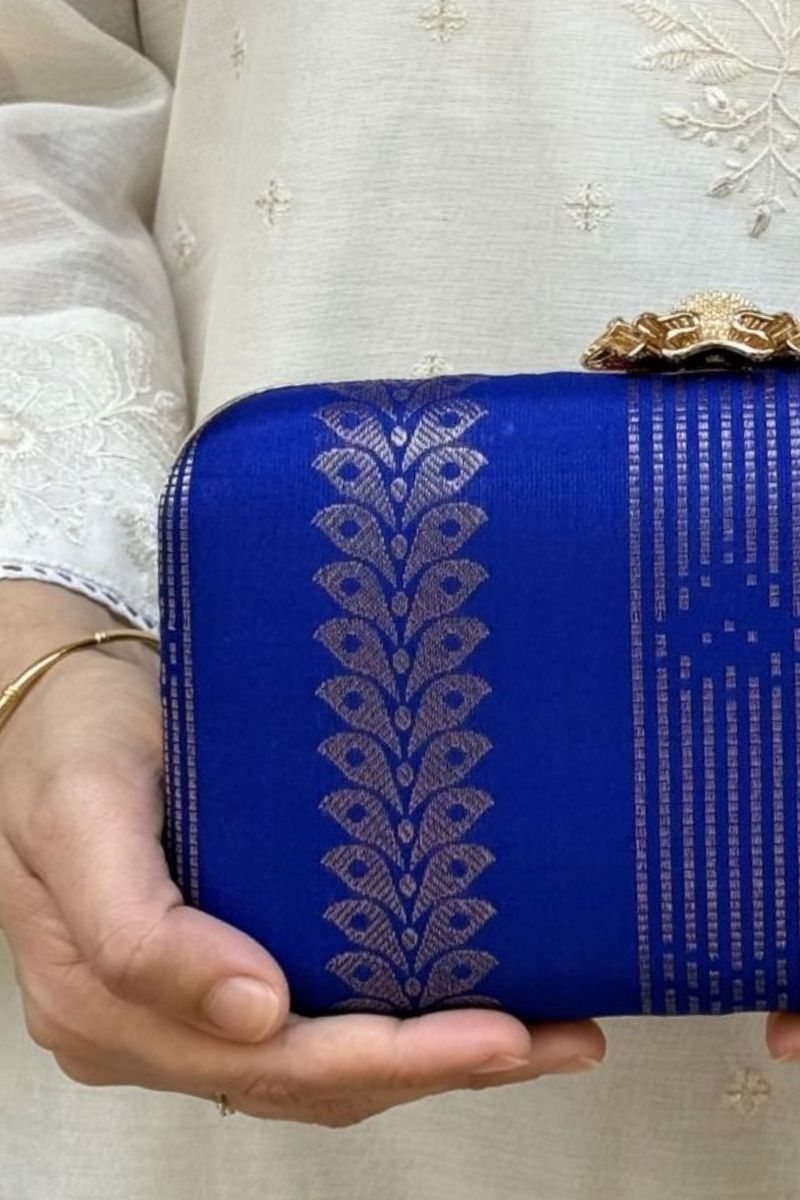 Neela Pure Kanchi Silk Clutch - Blue