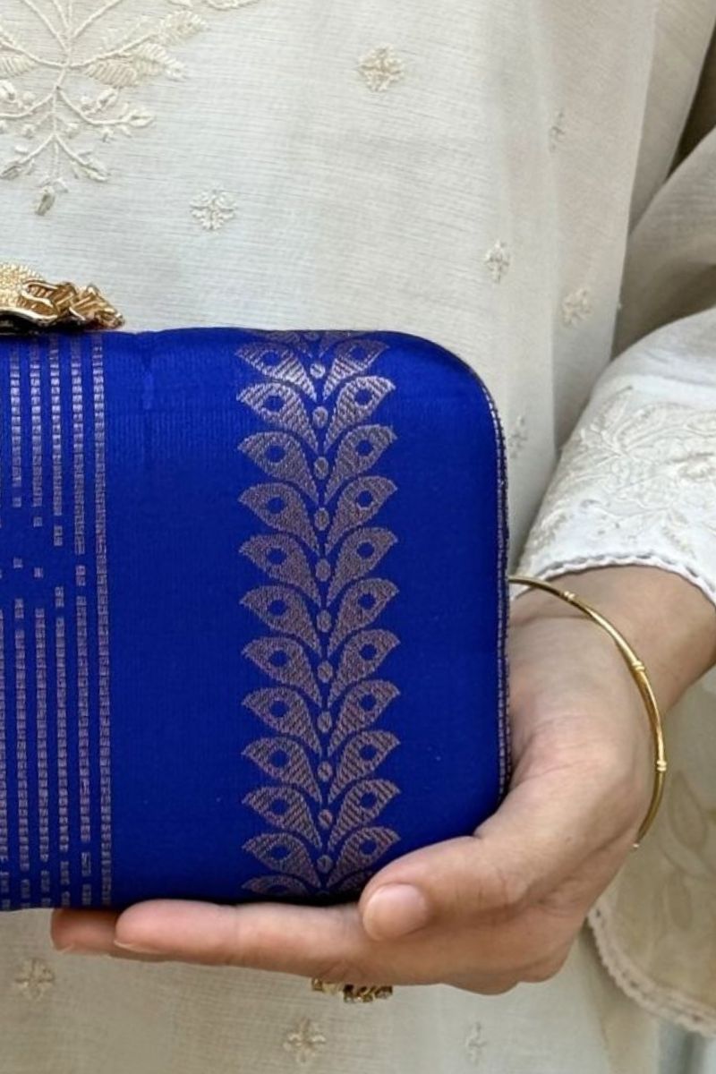 Neela Pure Kanchi Silk Clutch - Blue