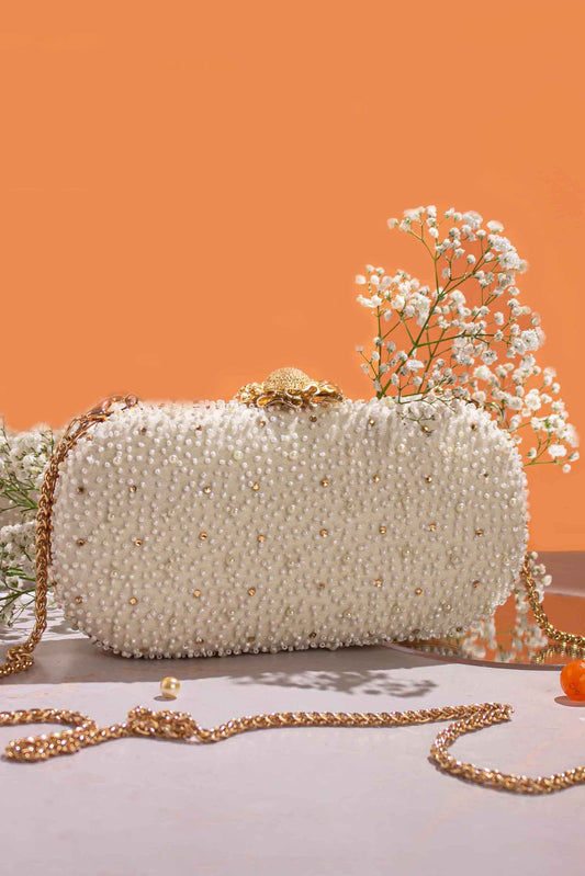 AMYRA - Perla Capsule Clutch