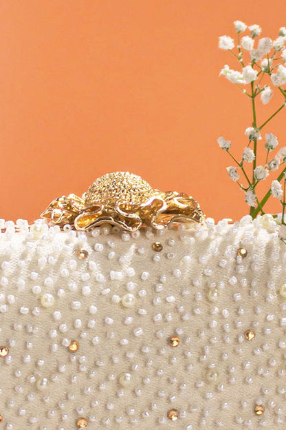 AMYRA - Perla Capsule Clutch