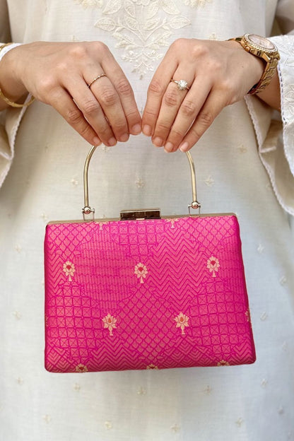 Zahri Silk Clutch - Pink